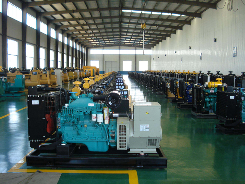 江岸租赁发电机-柴油发电机组冒蓝烟、冒黑烟、冒白烟故障分析