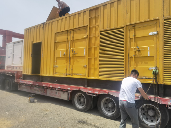 江岸除了负载情况和发动机维护，还有哪些因素会影响 200kw 柴油发电机的油耗？