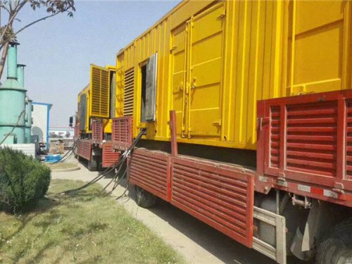 江岸发电机出租如何根据燃油压力判断燃油系统是否存在故障？