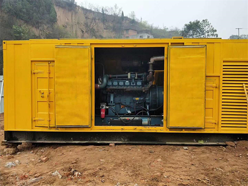 江岸发电机租赁冷却液的沸点降低到多少时需要更换