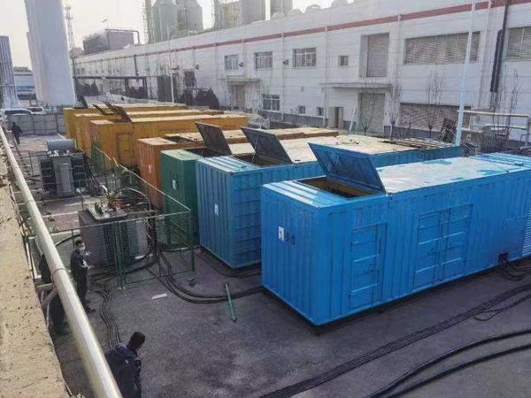 江岸380V和690V电压的电缆线相同吗？