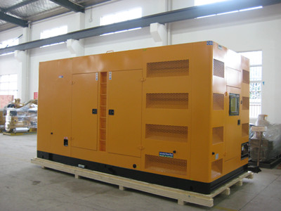 江岸不同类型的发电机组在冬季保养时的注意事项有何差异？