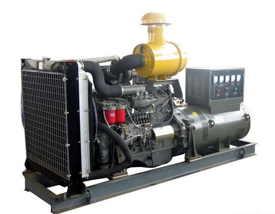 江岸汽油发电机组冬季保养时，燃油系统需要注意什么？